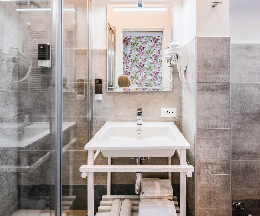 Lele Rooms San Lorenzo Róma Kültér fotó
